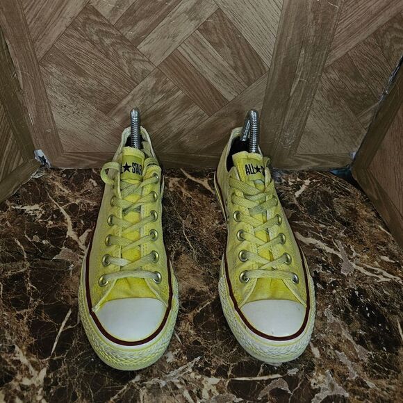 Converse women's All Star Classic yellow Fashion Shoes size 8   540 - Picture 7 of 10